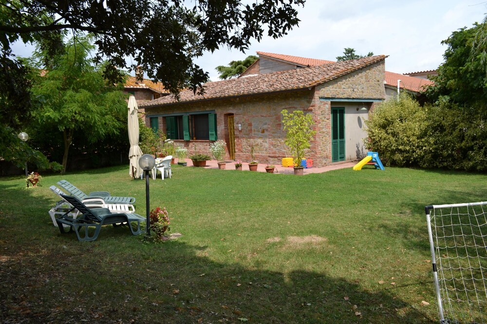"La Capanna dei Carri" Culture and Relaxation in Umbria