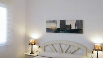 4 slaapkamers, een bureau, geluiddichte muren