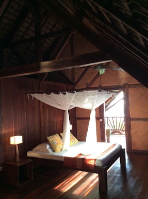 4 bedrooms, in-room safe, desk, iron/ironing board