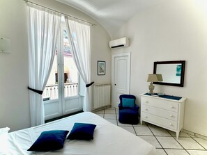 2 quartos, ferros/tábuas de passar roupa, Wi-Fi de cortesia