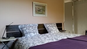 1 Schlafzimmer, Bügeleisen/Bügelbrett, kostenloses WLAN, Bettwäsche