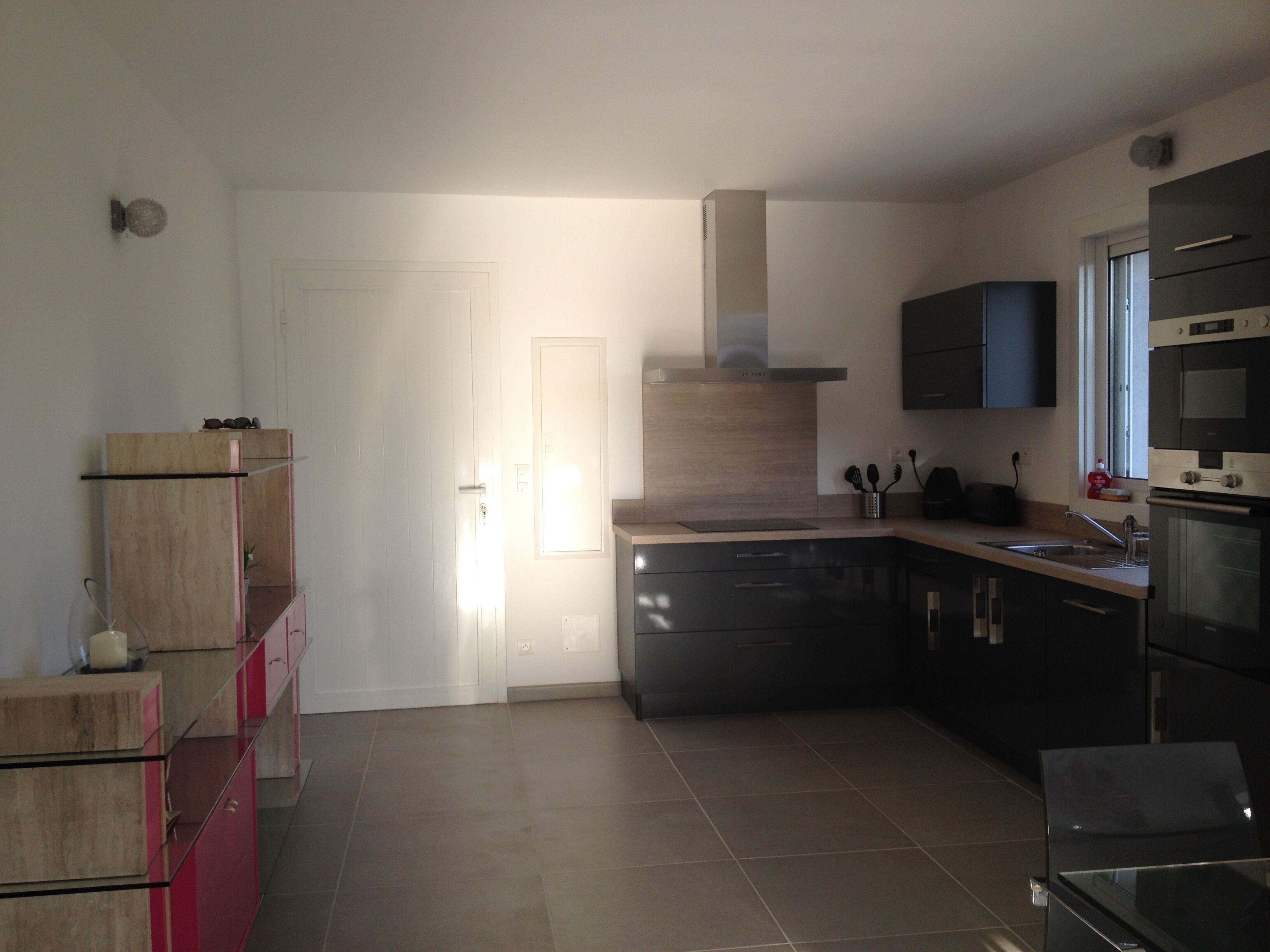 Charming mini-villa in residence with infinity pool ...