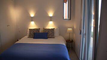 2 habitaciones, tabla de planchar con plancha, wifi y ropa de cama