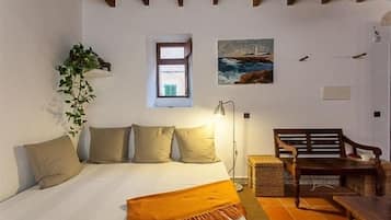 5 dormitorios, tabla de planchar con plancha, Internet y ropa de cama