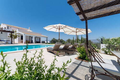 Fabulous house in Rural Andalucia for serious R&R