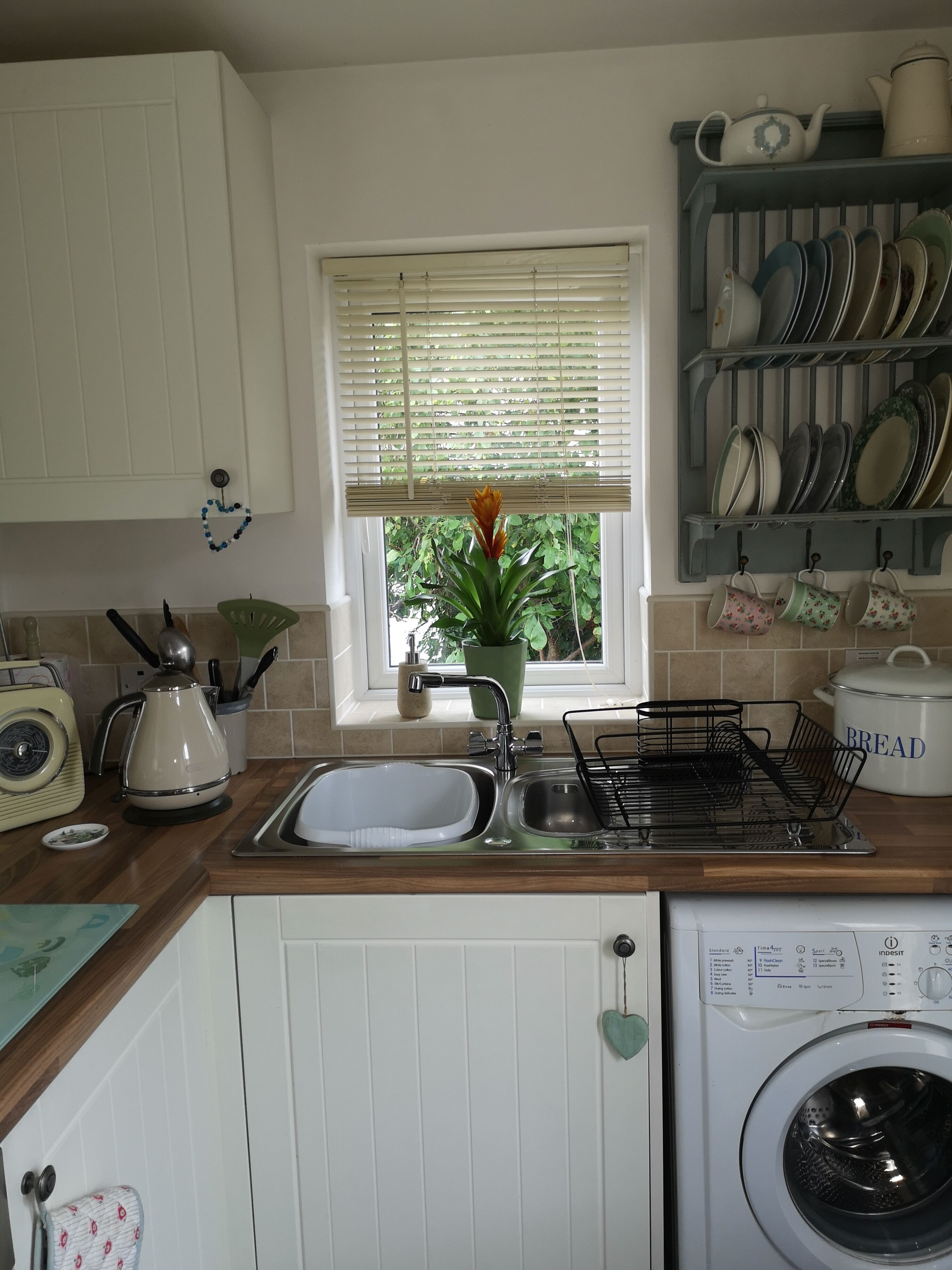 Cottage in Holymoorside, Nr. Chesterfield, Derbyshire, England