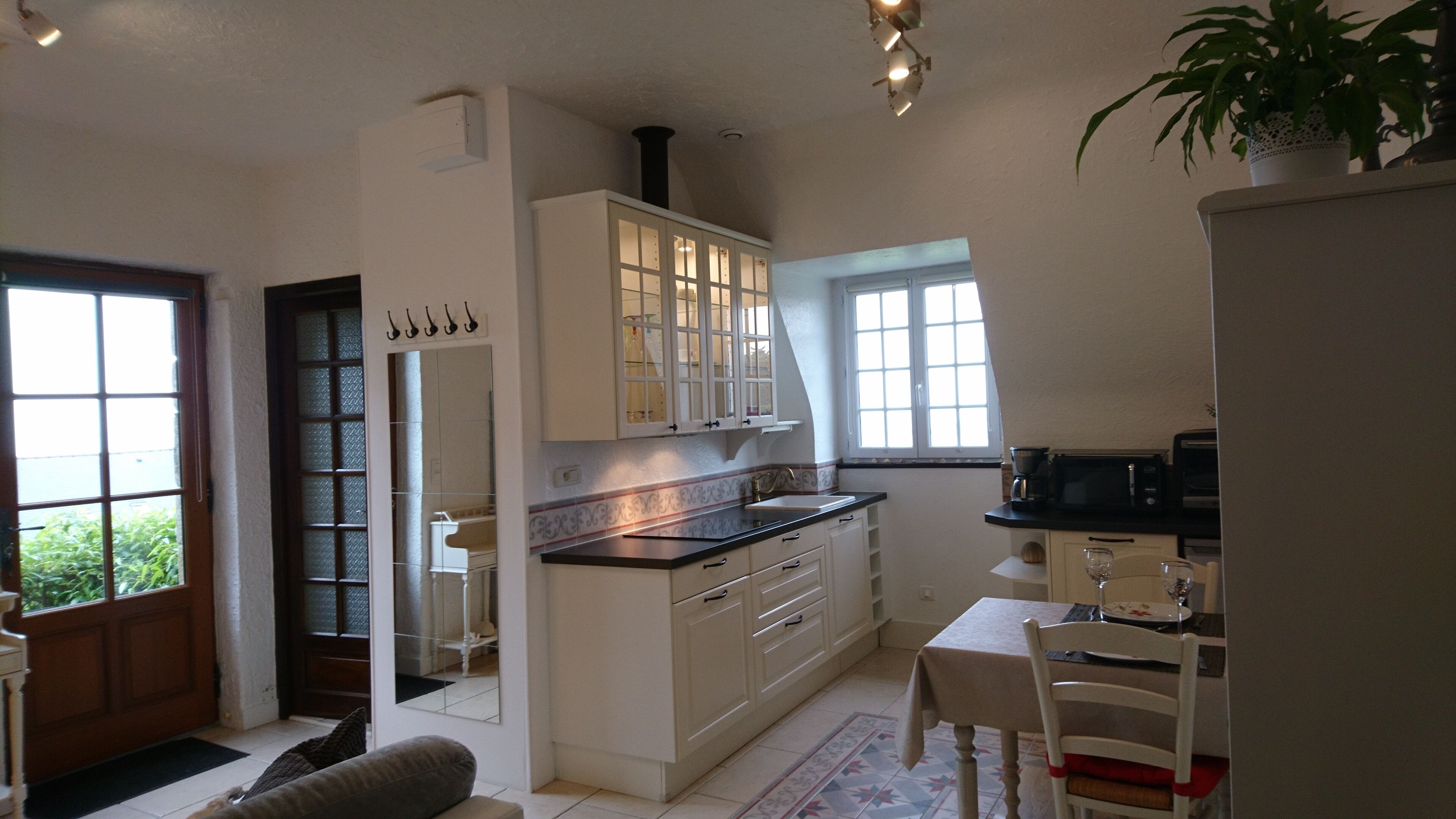 VUE PANORAMIQUE sur la BAIE DE MORLAIX, plage de sable fin à 50m,jardin paysager