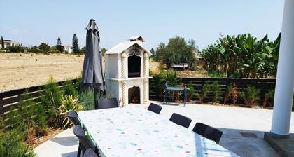 5 Bed, 5 Bath Villa with Private Pool in Affluent Residence of Sea Caves