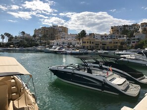 Marina/club náutico
