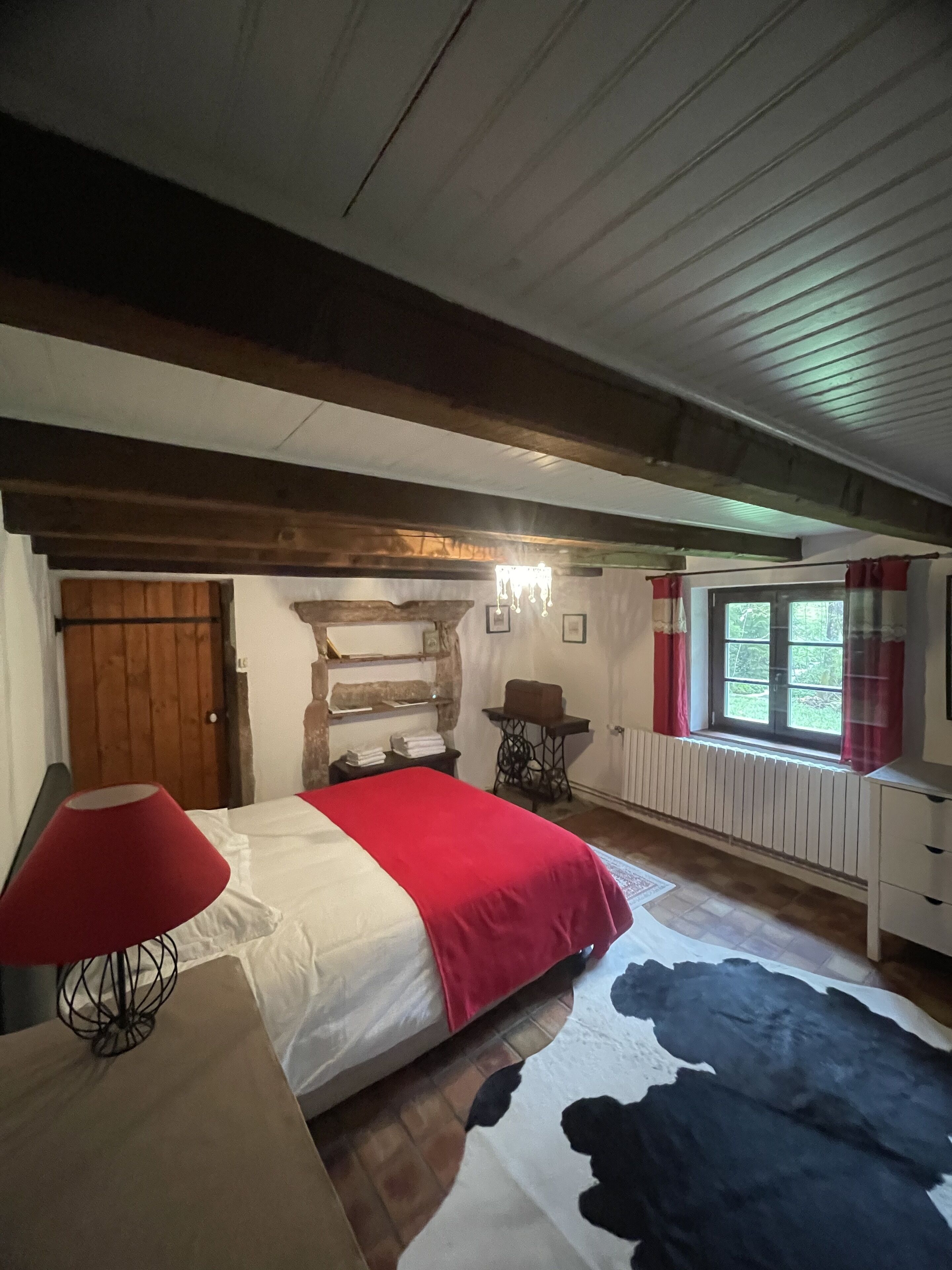 5 chambres, lit parapluie, Wi-Fi gratuit, draps fournis