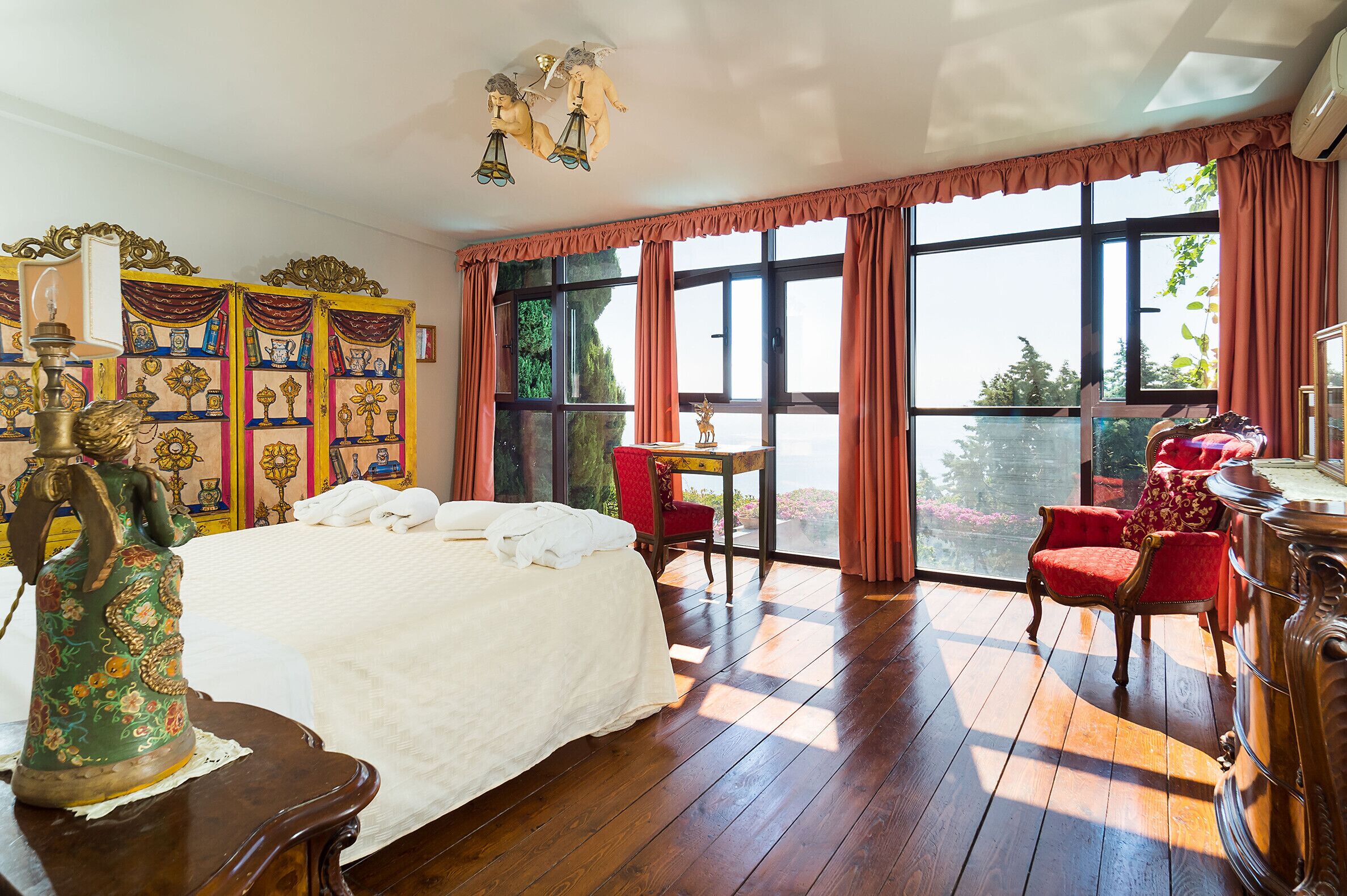 5 camere, ferro/asse da stiro, Wi-Fi gratuito, lenzuola