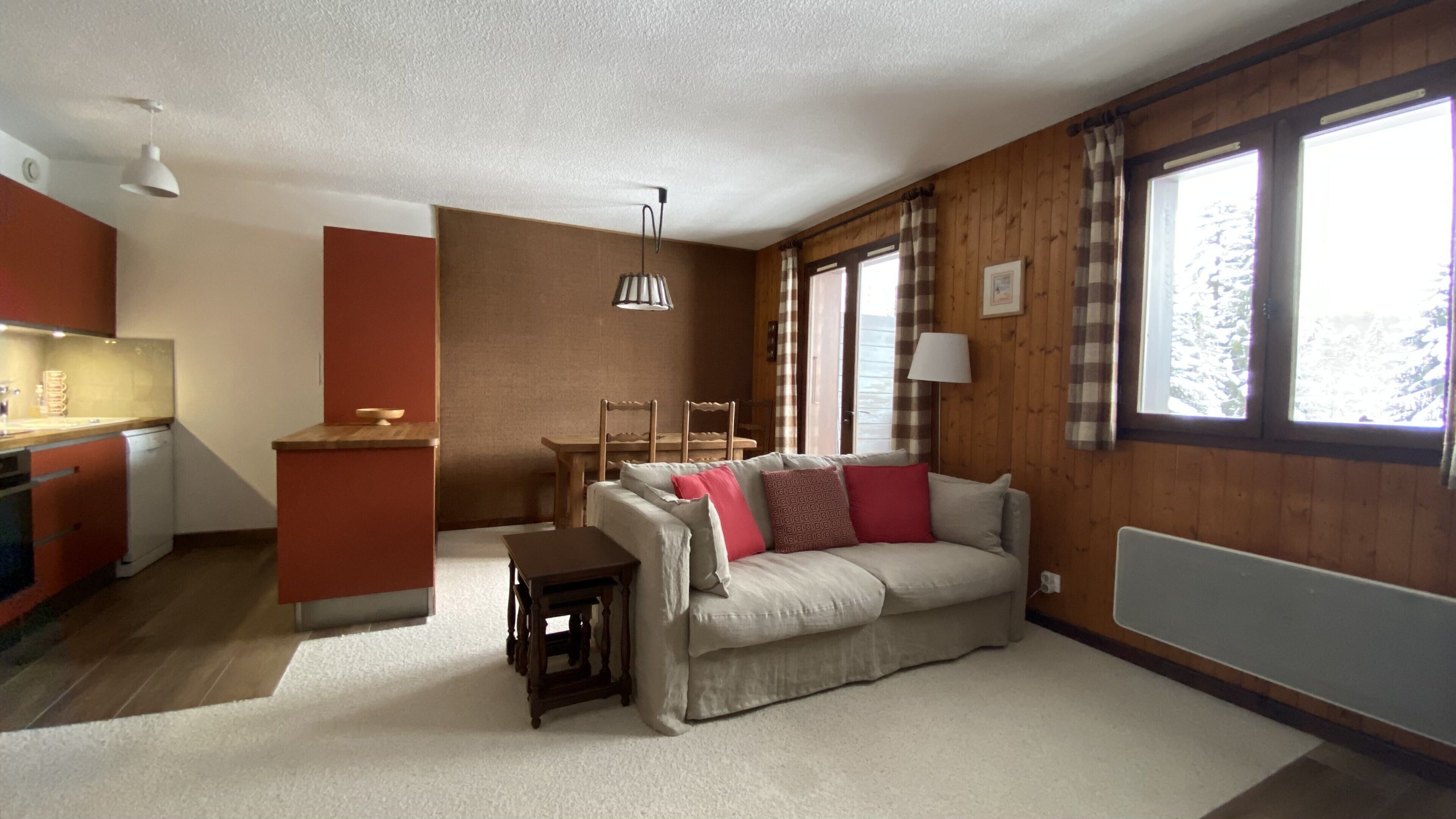 Breathtaking view / South facing balcony / WE possible