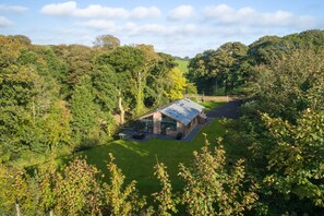 Exterior - LUXURIOUS SINGLE STOREY DWELLING IN QUIET RURAL SETTING (Truro)