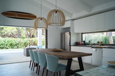 Casa Santa Mónica. Designer beach house, 500m to sea