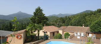 Self catering Mas Romeu for 12 people