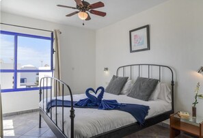 3 chambres, coffres-forts dans les chambres, fer et planche Ă repasser