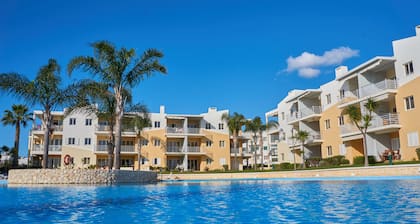T1 Vila da Praia, Alvor porteilla uima-allas Free Wifi. 1957 / AL