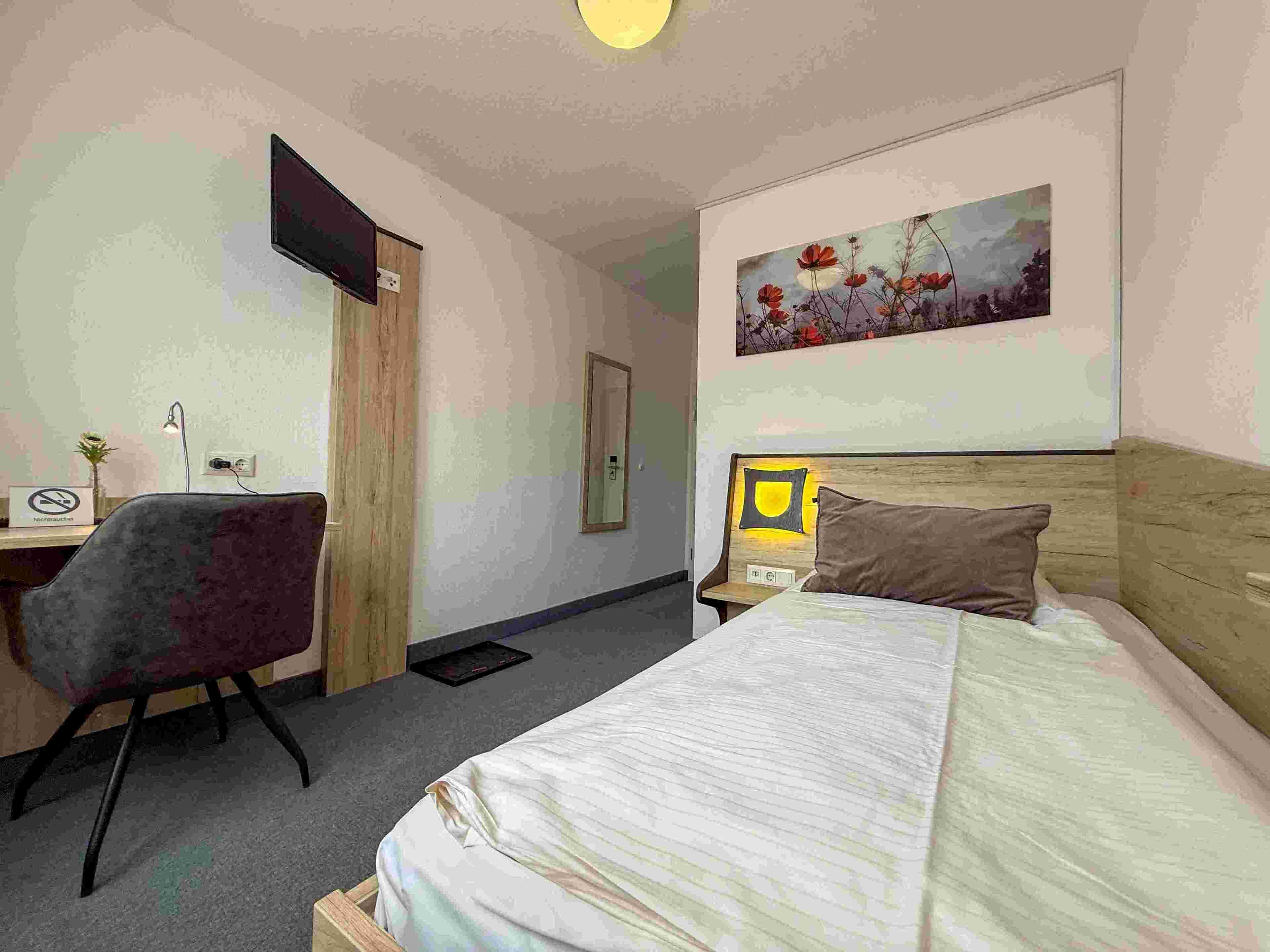 Singola Comfort | Una scrivania, postazione laptop, insonorizzazione, Wi-Fi gratuito