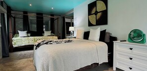 5 bedrooms, in-room safe, desk, soundproofing