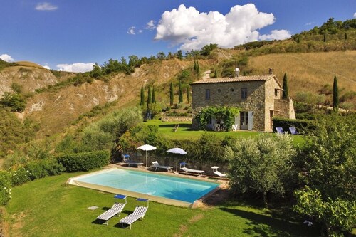 Charmantes neues Bauernhaus mit privatem Pool, Natural SPA Resort Val D'Orcia Unesco