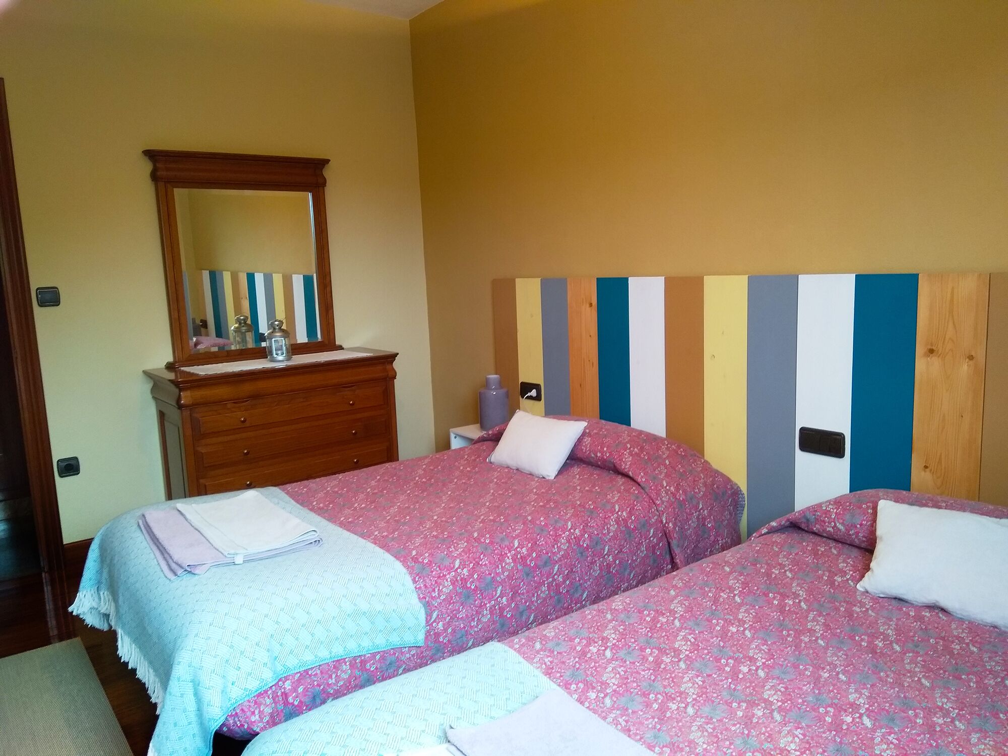 Caserio en entorno natural con wifi y barbacoa