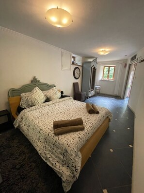 2 Schlafzimmer, Bügeleisen/Bügelbrett, Reisekinderbett, kostenloses WLAN