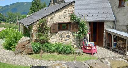 With Stunning Views, A Great Location For Mountain Activities And Relaxing