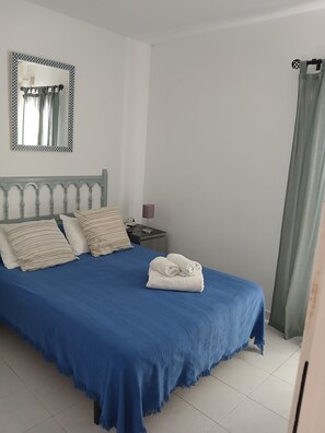 1 bedroom, iron/ironing board, WiFi, bed sheets - Modern, Spacious, and Well Equipped Apartment With Mountain And Sea Views (Nerja)