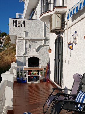 Property grounds - Modern, Spacious, and Well Equipped Apartment With Mountain And Sea Views (Nerja)