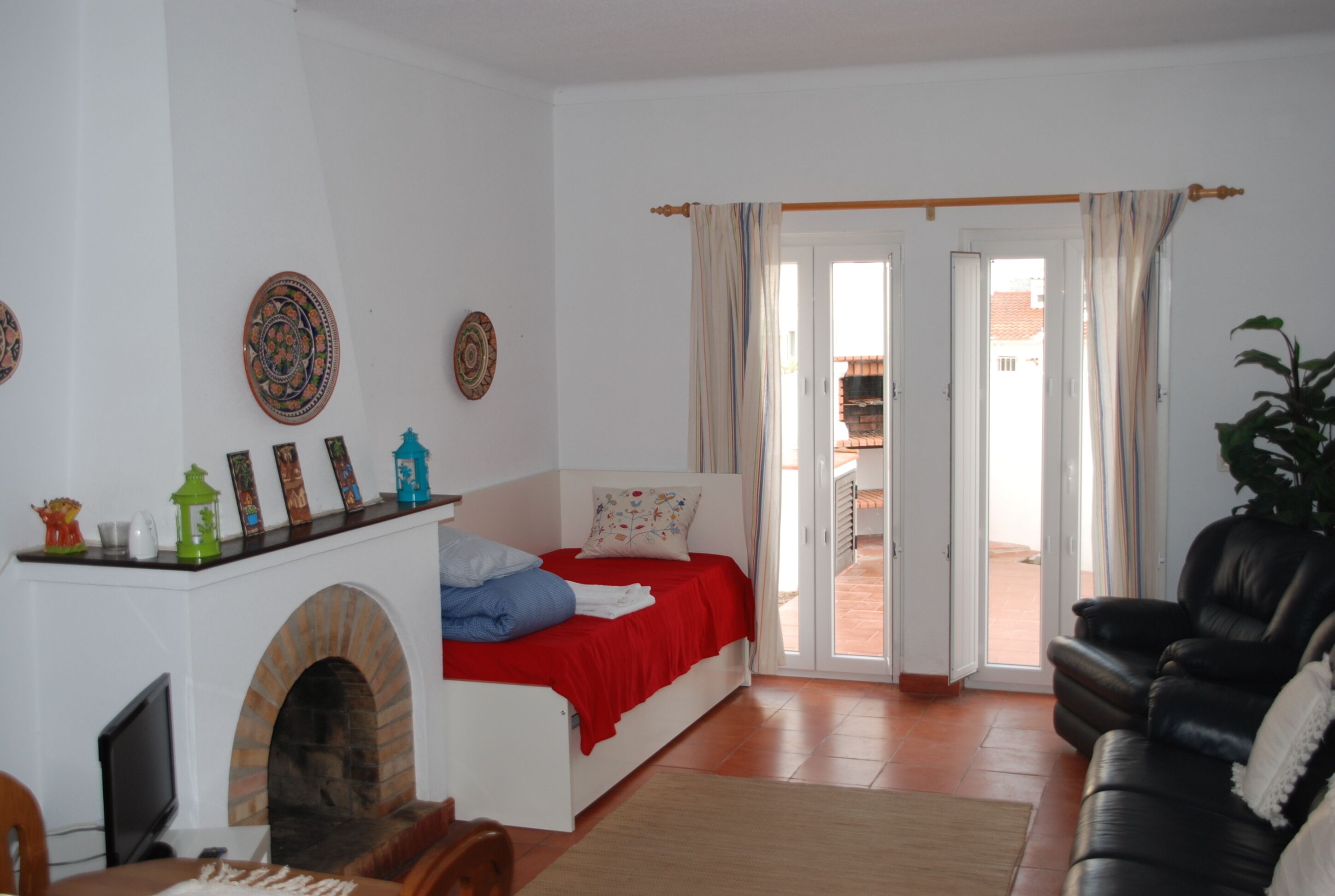 House with terrace and barbecue