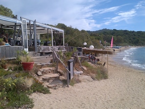 Playa en los alrededores