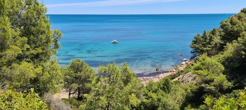 Magnificent villa, private pool, garden, wifi AACC Ideal for families with pets