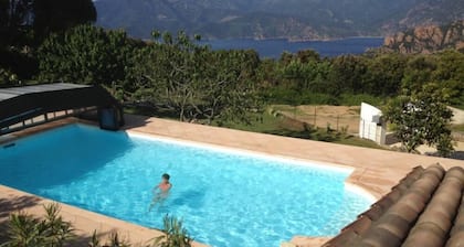 Maison avec vue sur le golfe de Porto 