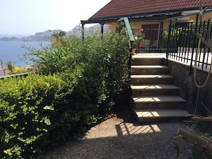 Property grounds - Sea view apartment Letojanni (TAORMINA MARE) wi-fi  (Letojanni)