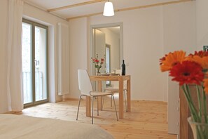 4 Schlafzimmer, Bügeleisen/Bügelbrett, kostenloses WLAN, Bettwäsche