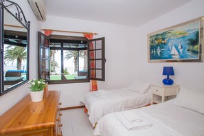 4 bedrooms, in-room safe, iron/ironing board, travel cot