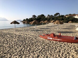 In Strandnähe, Liegestühle