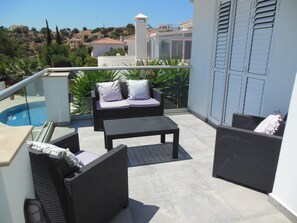 Property grounds - Stylish Villa with Private Pool in the Village of Pissouri (Limassol)