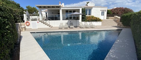 Piscina a l'aire lliure