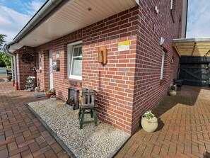 Exterior - Holiday house - Holiday home Moorspatz, 95143 (Rhauderfehn)