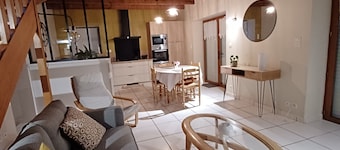 Penty vallada, orientación al sur, para 5 pers. A 800 m del centro ya 5 km del mar