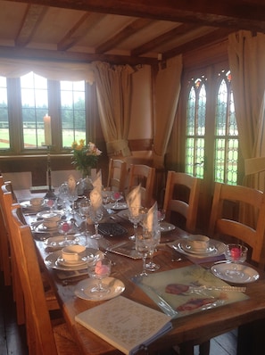 Dining - FLETCHERS HALL LYTHAM HEATED COVERED POOL&HOT TUB, 6 HOLE FOOTBALL GOLF&TENNIS (Warton)