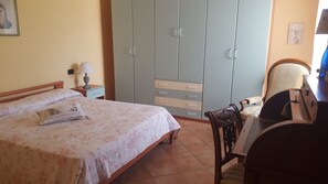 2 chambres, Wi-Fi gratuit, draps fournis