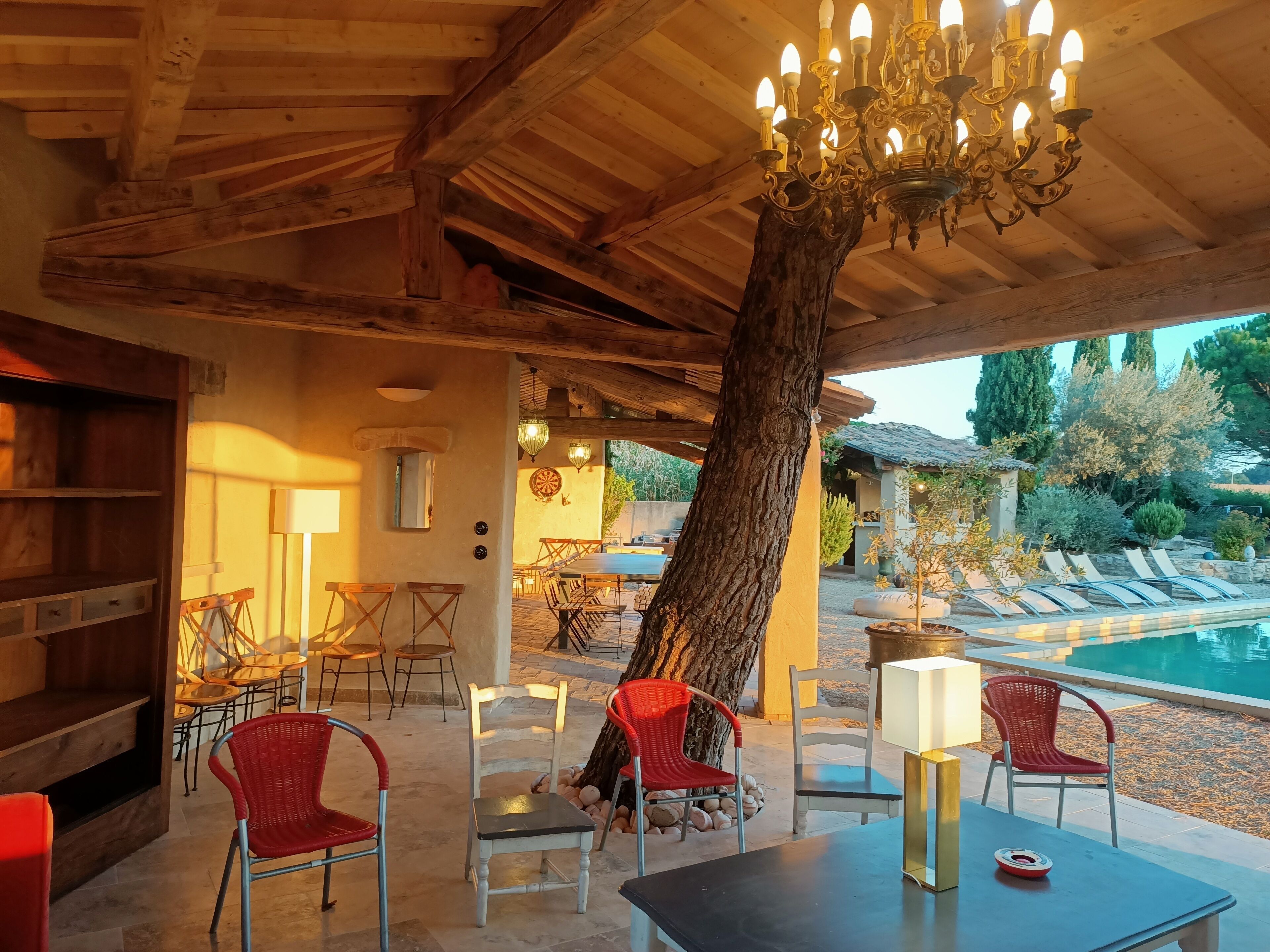 WILD CHIC HOUSE stone farmhouse in absolutely quiet Spa + heated pool