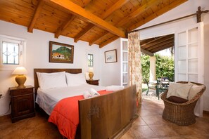 3 habitaciones, tabla de planchar con plancha y wifi gratis