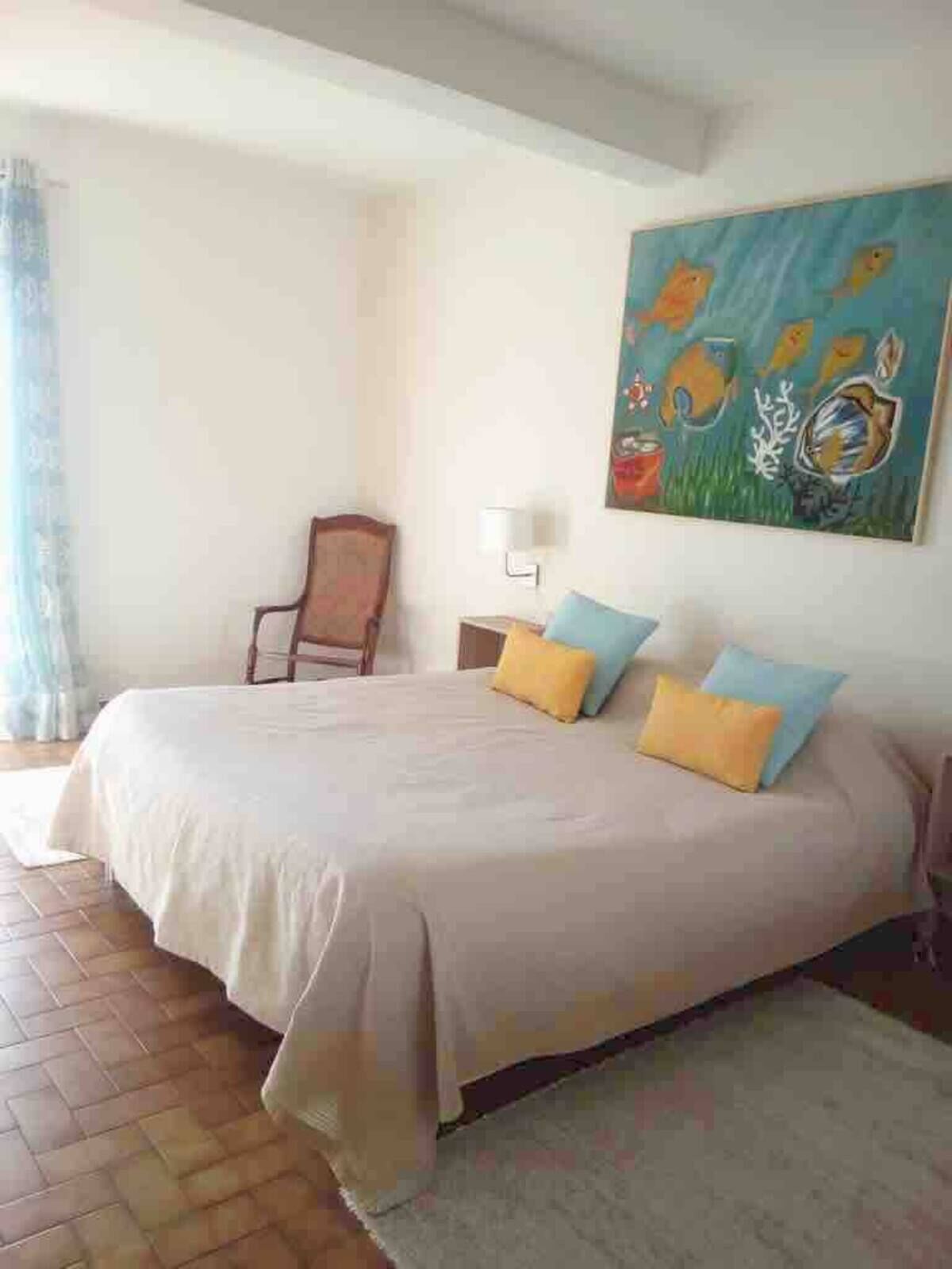 2 Schlafzimmer, Bügeleisen/Bügelbrett, Reisekinderbett, kostenloses WLAN