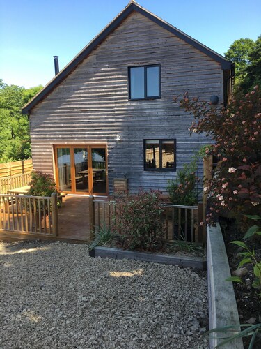 Tranquil retreat for  two in the Heart Of Rural Mid Wales.