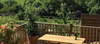 Ancienne grange isolée au cœur du milieu rural du Pays de Galles. 