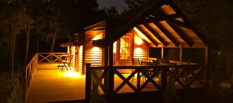 Luxury Cedar Lodge Nr Bath & Bristol