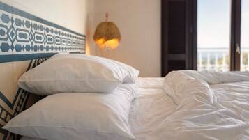 2 Schlafzimmer, Zimmersafe, Schreibtisch, Bügeleisen/Bügelbrett